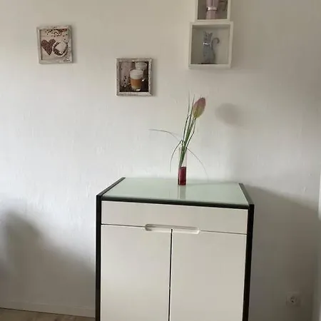 Lägenhet In Gratis Parken, Netflix & Waeschepaket *